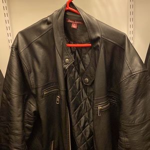 Black mens faux leather jacket. 3XL.